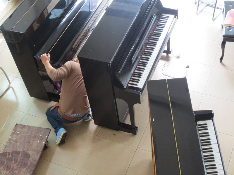 平南县搬钢琴